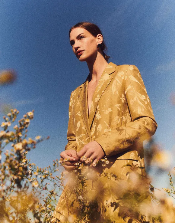Eco Flora Jacquard Linen-Viscose Belted Blazer