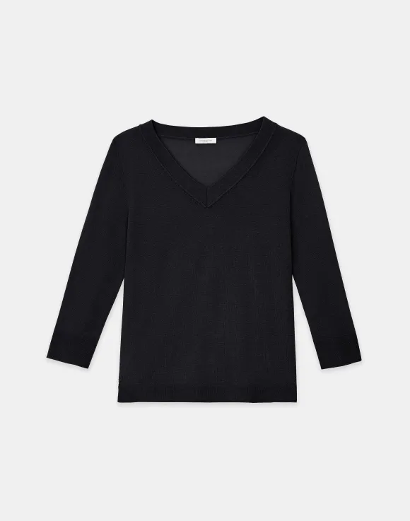 Fine Gauge Cashmere V-Neck Sweater